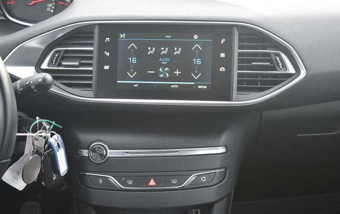 Peugeot 308 cena 49400 przebieg: 100508, rok produkcji 2019 z Wolbórz małe 137